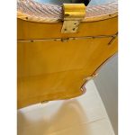 Scenographic Pink and Gold Mirror with "Torchon" Murano Glass - Image 5