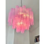 Spectacular fucsia “Tronchi” Murano Glass Chandelier - Image 3