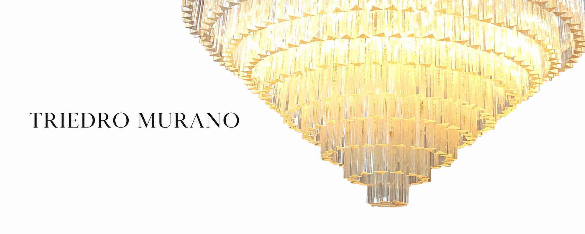 Lusso-TRIEDRI-Murano-SIMOENG-Chandelier-Dorato-BESPOKE-LIGHTING